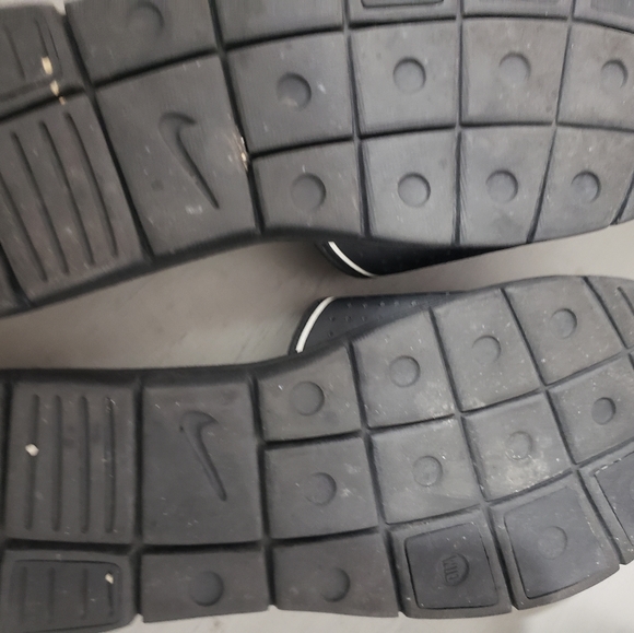 Womens nike sandals, size 10 - Picture 2 of 3